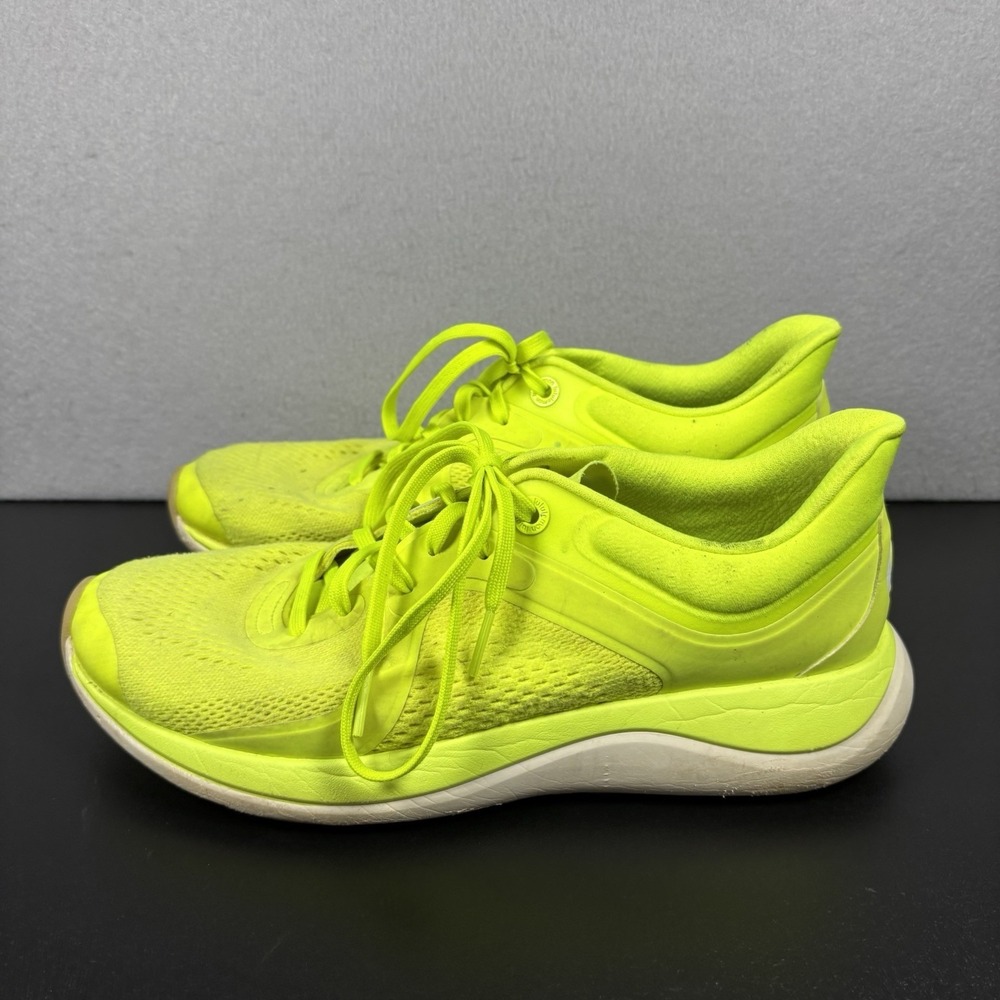 Lululemon‎ Chargefeel Low Womens Workout Shoes Size 9.5 Highlight Yellow